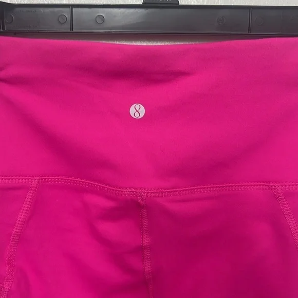 Layers 8 Pink Leggings, 21” Inseam, side pockets, legs are rounded, Sz S - Picture 6 of 14